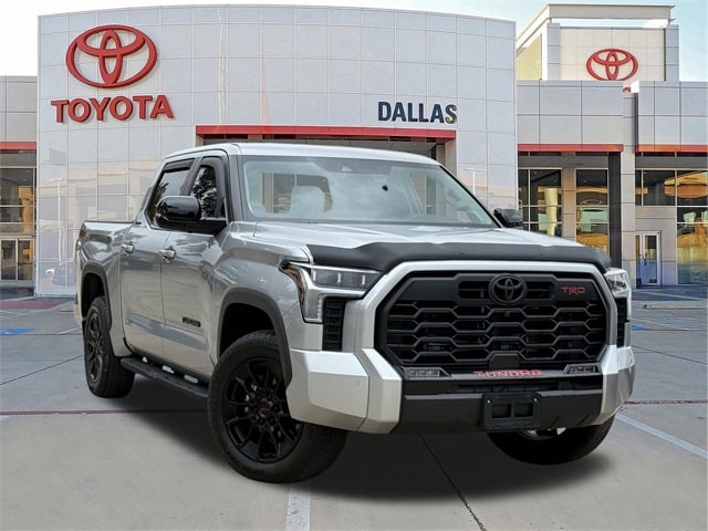 2024 Toyota Tundra Limited's photo
