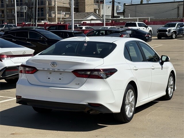 2024 Toyota Camry LE photo 4