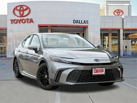 2026 Toyota Camry SE Sedan