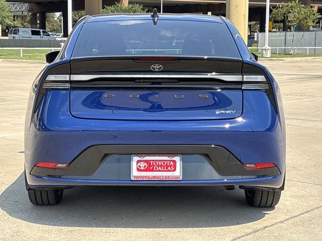 2026 Toyota Prius Plug-in Hybrid XSE - Photo 4