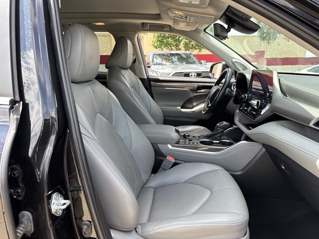 2024 Toyota Highlander Platinum - Photo 33
