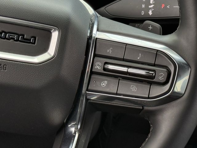 2025 GMC Yukon XL Denali - Photo 16