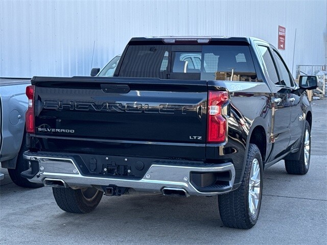 2019 Chevrolet Silverado 1500 LTZ photo 3