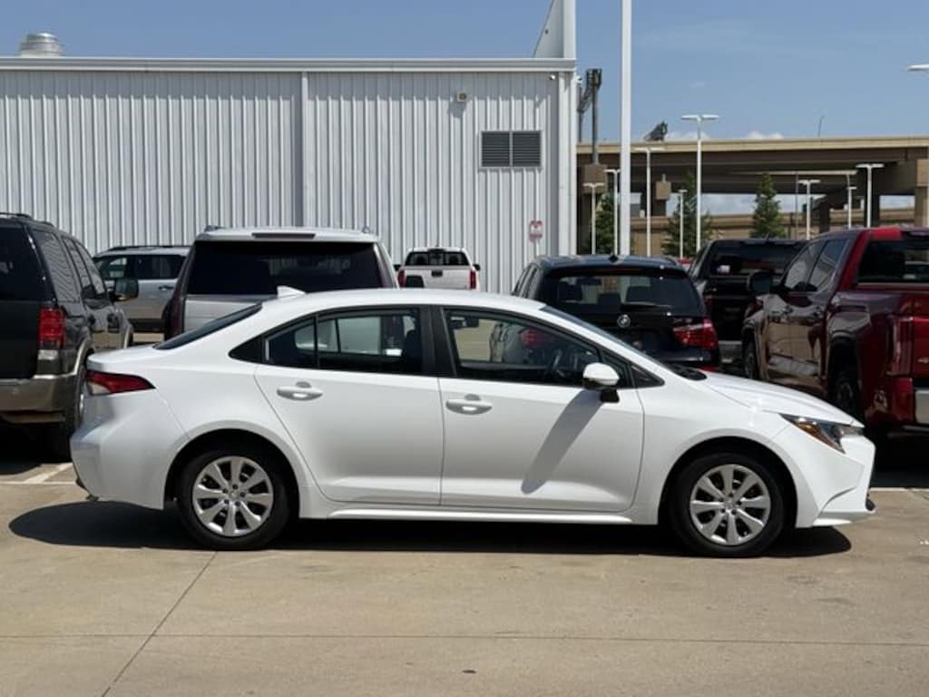 Used 2026 Toyota Corolla LE Sedan