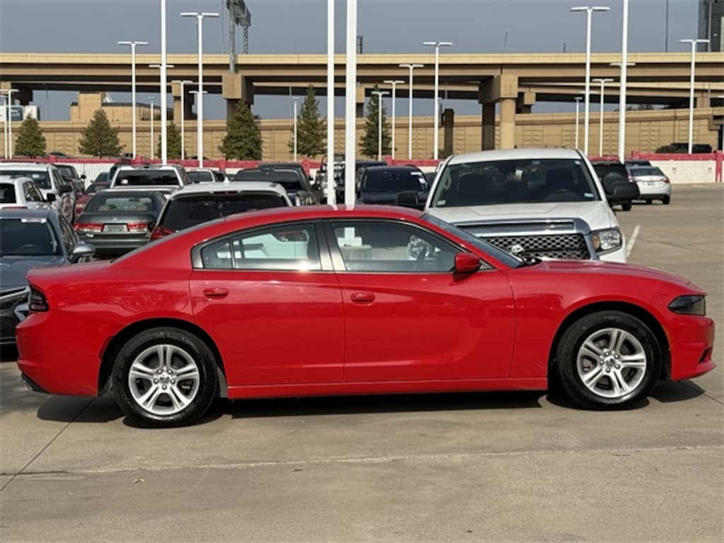 Used 2022 Dodge Charger SXT Sedan