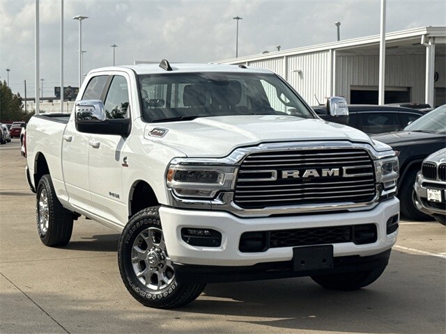 2024 Ram 2500 Laramie photo 2