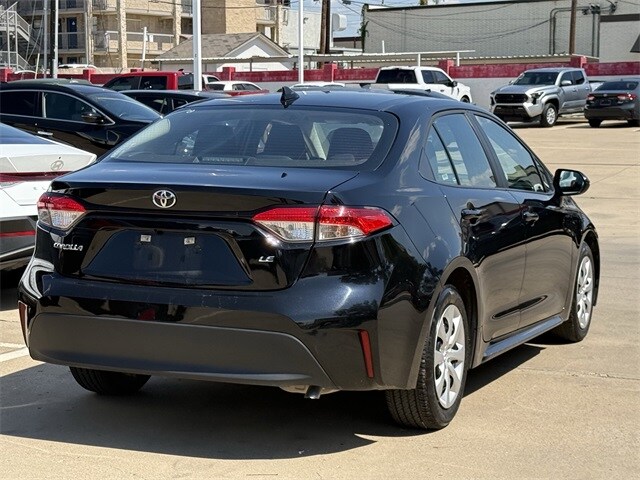 2024 Toyota Corolla LE photo 4