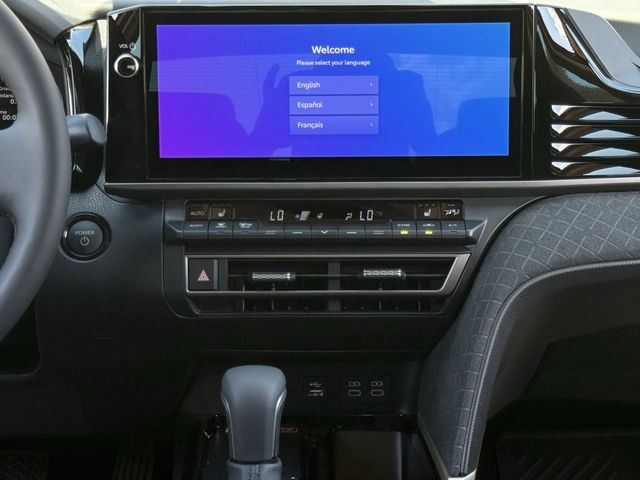 2026 Toyota Camry XLE - Photo 15