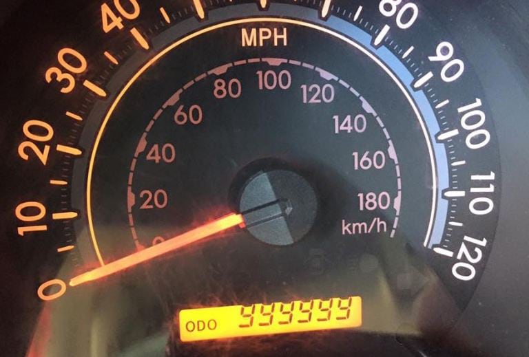 125000 miles in km hotsell