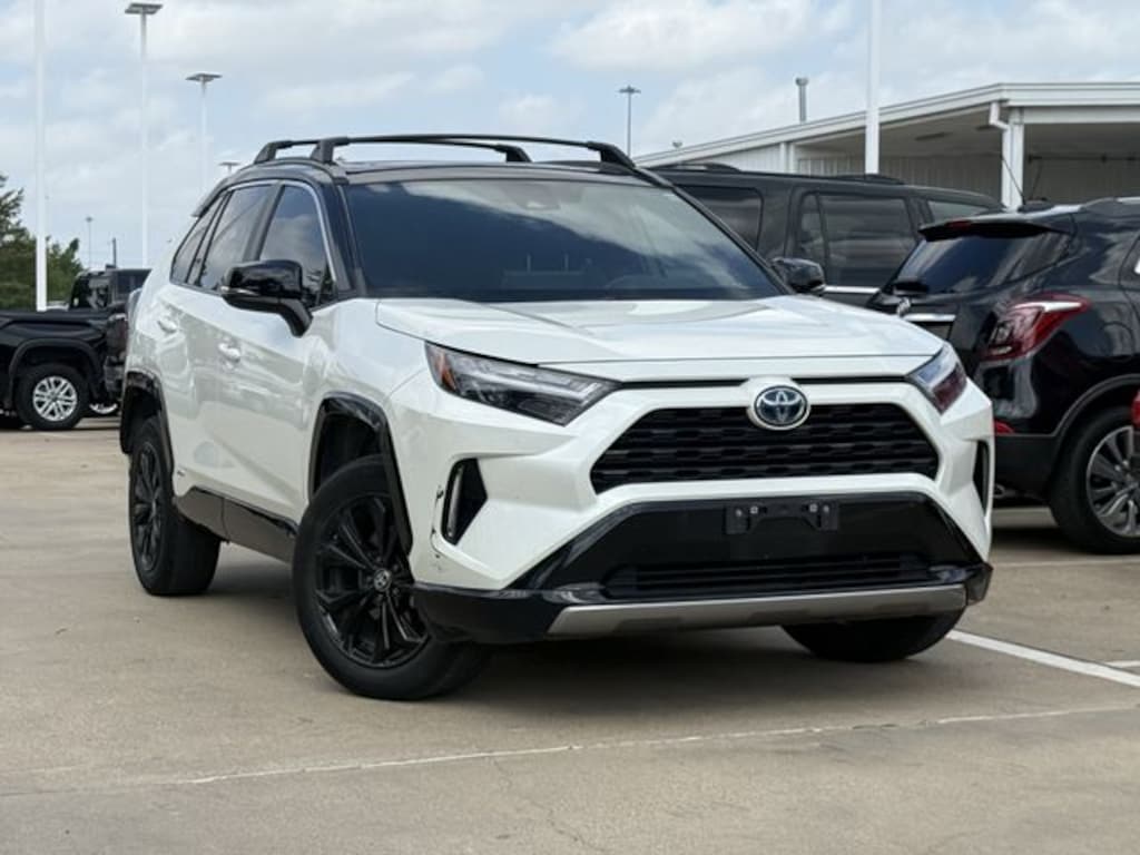 Used 2022 Toyota RAV4 Hybrid XSE SUV