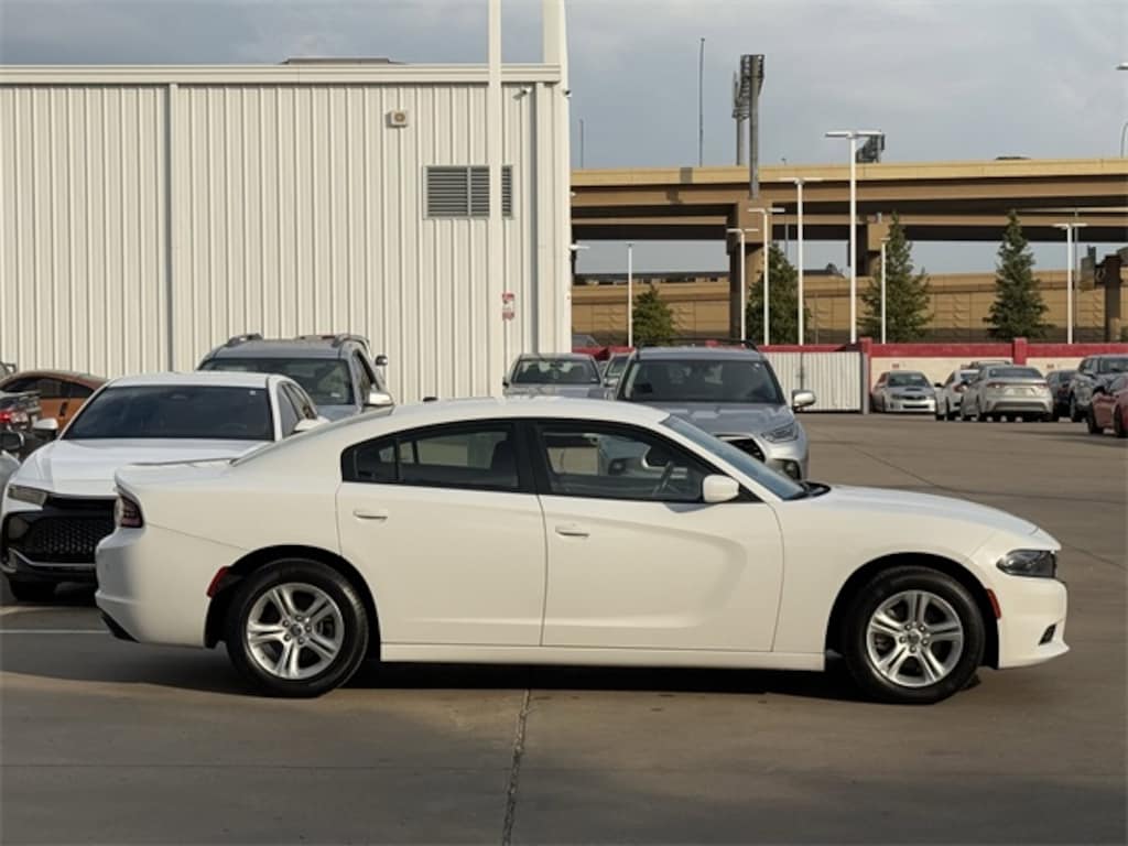 Used 2022 Dodge Charger SXT Sedan