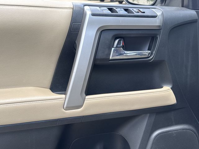 2022 Toyota 4Runner SR5 Premium - Photo 27