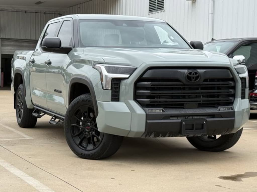 Used 2025 Toyota Tundra SR5 Truck CrewMax