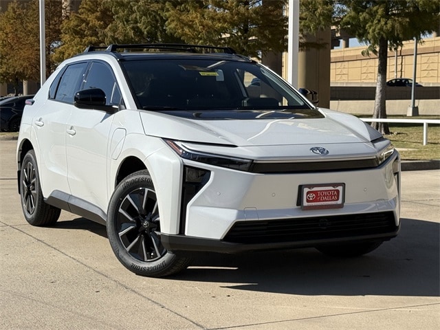 2026 Toyota bZ XLE's photo