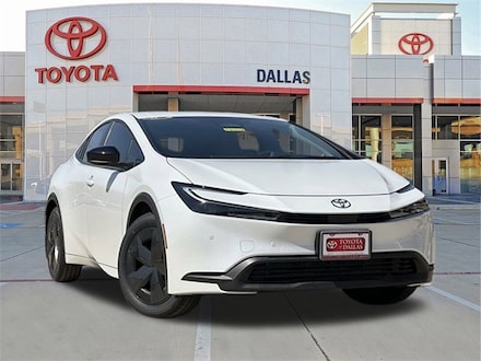 2026 Toyota Prius LE Hatchback