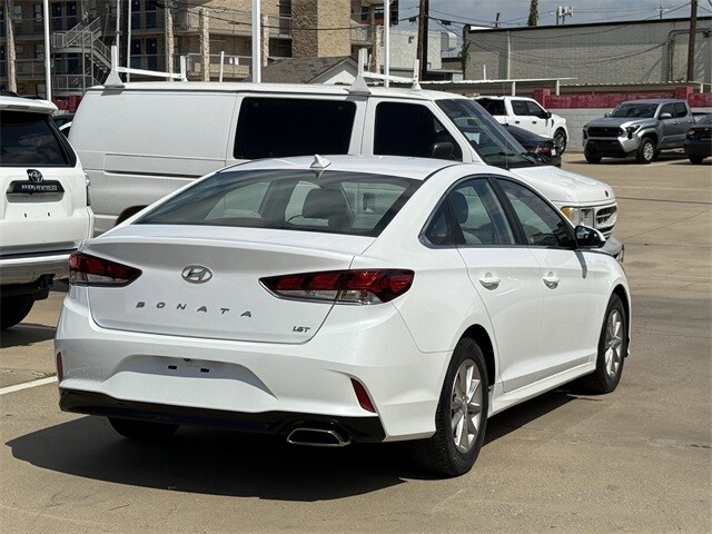 2018 Hyundai Sonata Eco photo 3