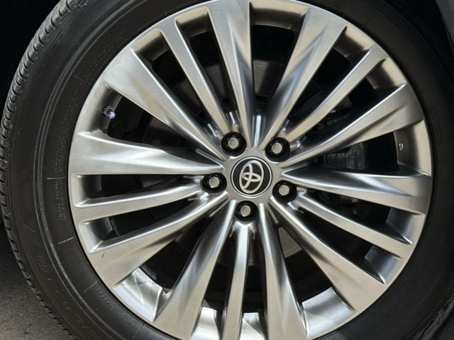2024 Toyota Highlander Platinum - Photo 10