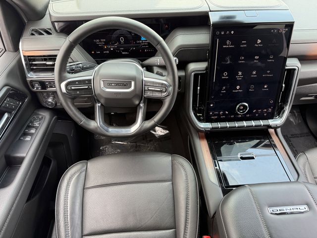 2025 GMC Yukon XL Denali - Photo 13