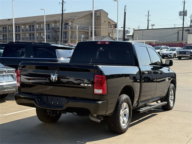 2021 Ram 1500 Classic Express photo 4