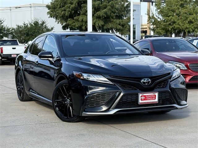 2023 Toyota Camry XSE photo 2