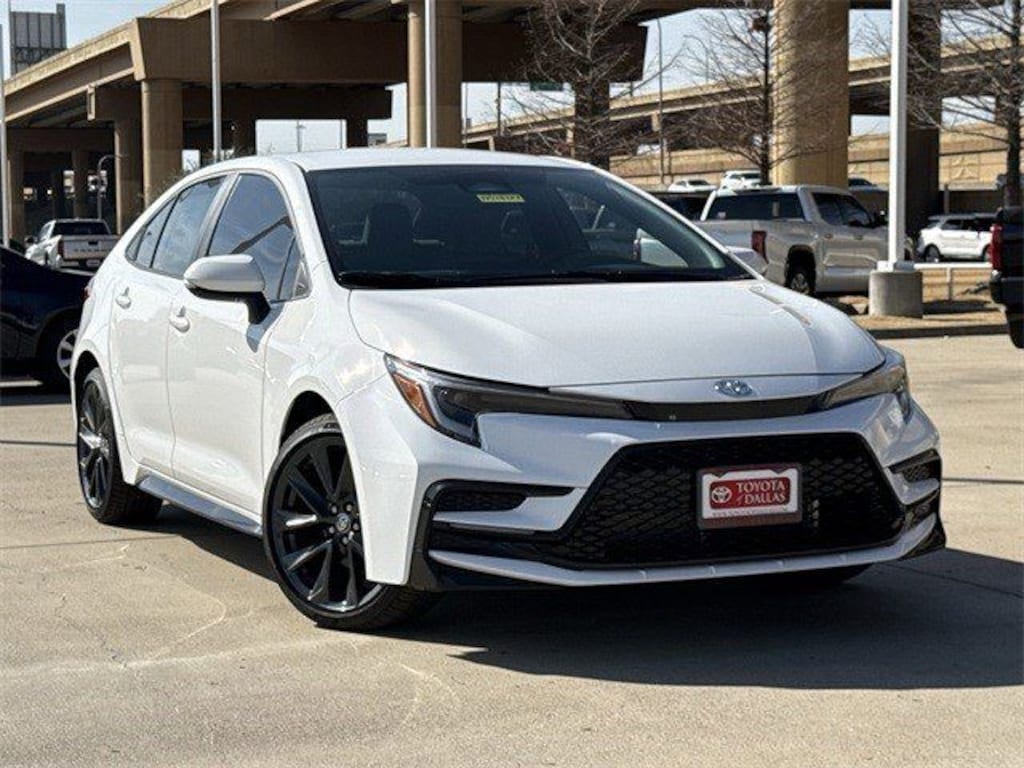New 2026 Toyota Corolla SE Sedan