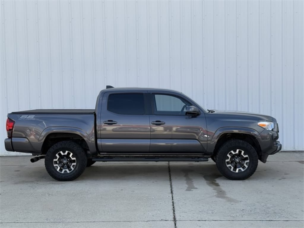 Used 2021 Toyota Tacoma SR Truck Double Cab