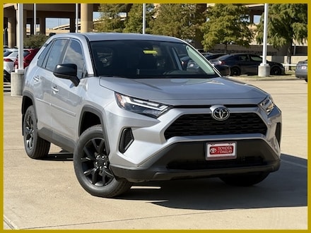 2025 Toyota RAV4 LE SUV