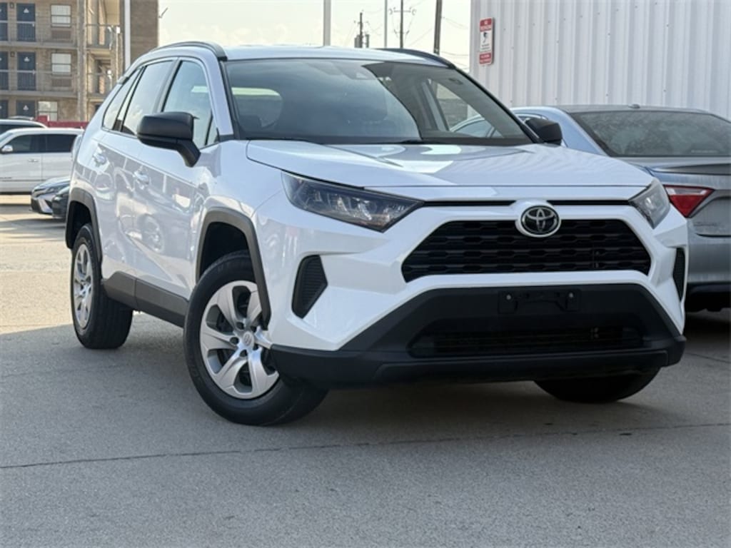 Used 2020 Toyota RAV4 LE SUV