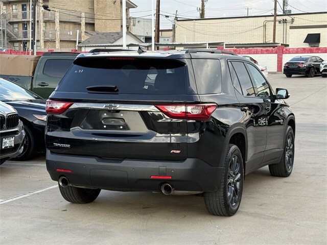 2018 Chevrolet Traverse RS photo 2