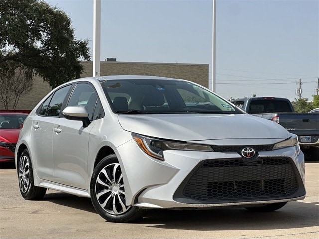 Used 2024 Toyota Corolla LE with VIN 5YFB4MDE4RP100468 for sale in Dallas, TX