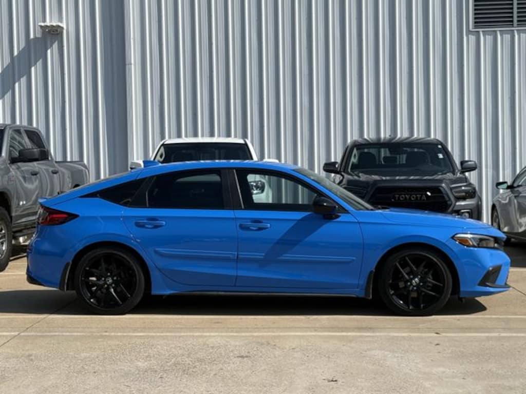 Used 2023 Honda Civic Sport Hatchback