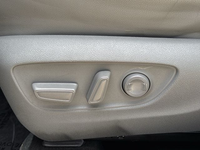2024 Toyota Highlander Platinum - Photo 31