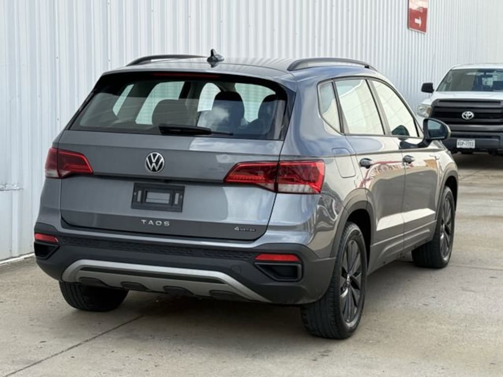 Used 2022 Volkswagen Taos 1.5T S SUV