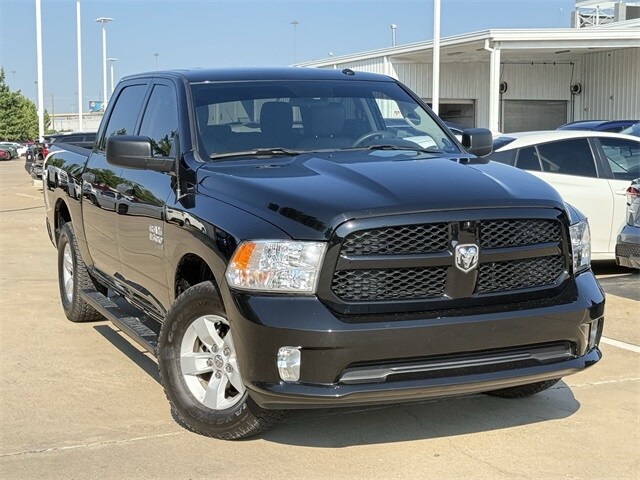 2021 Ram 1500 Classic Express photo 2