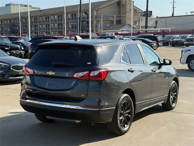 2021 Chevrolet Equinox LT photo 4