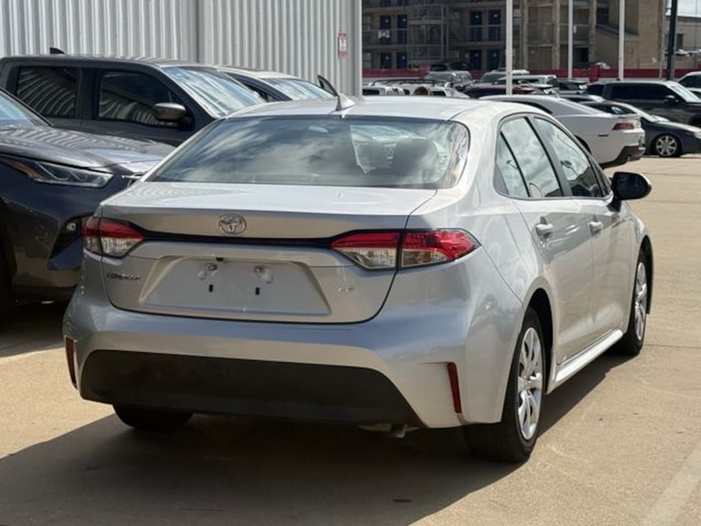 Used 2024 Toyota Corolla LE Sedan