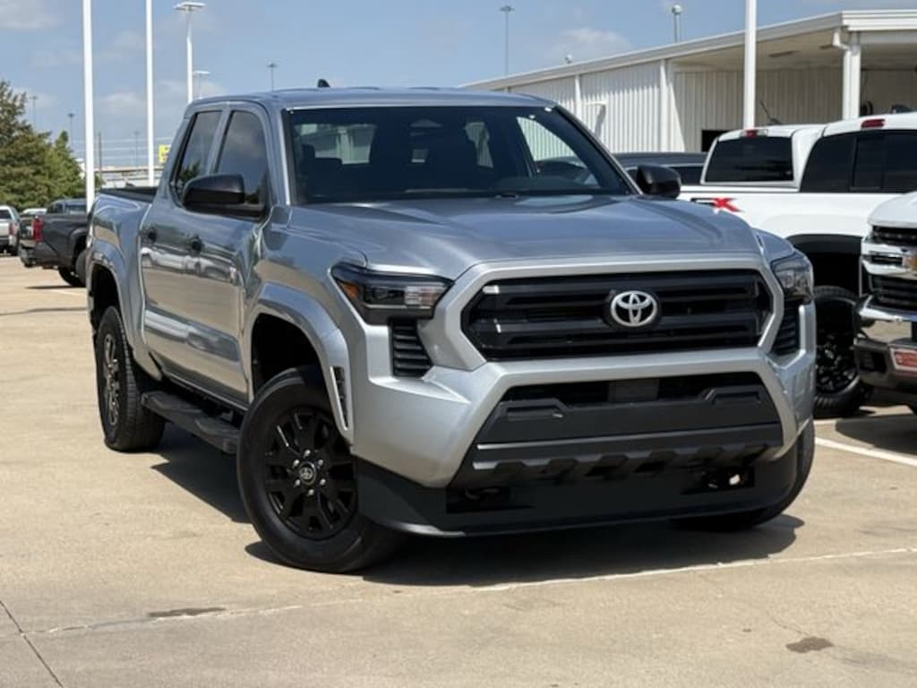 Used 2024 Toyota Tacoma SR Truck Double Cab