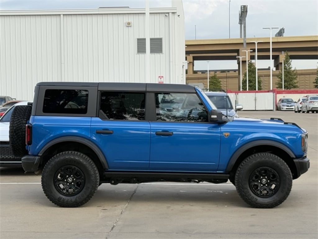 Used 2023 Ford Bronco Badlands SUV