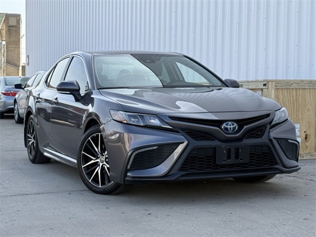Used 2023 Toyota Camry Hybrid SE Sedan