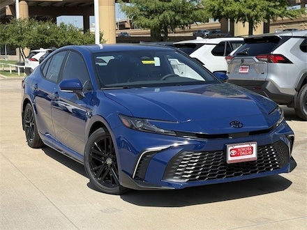 2026 Toyota Camry SE Sedan