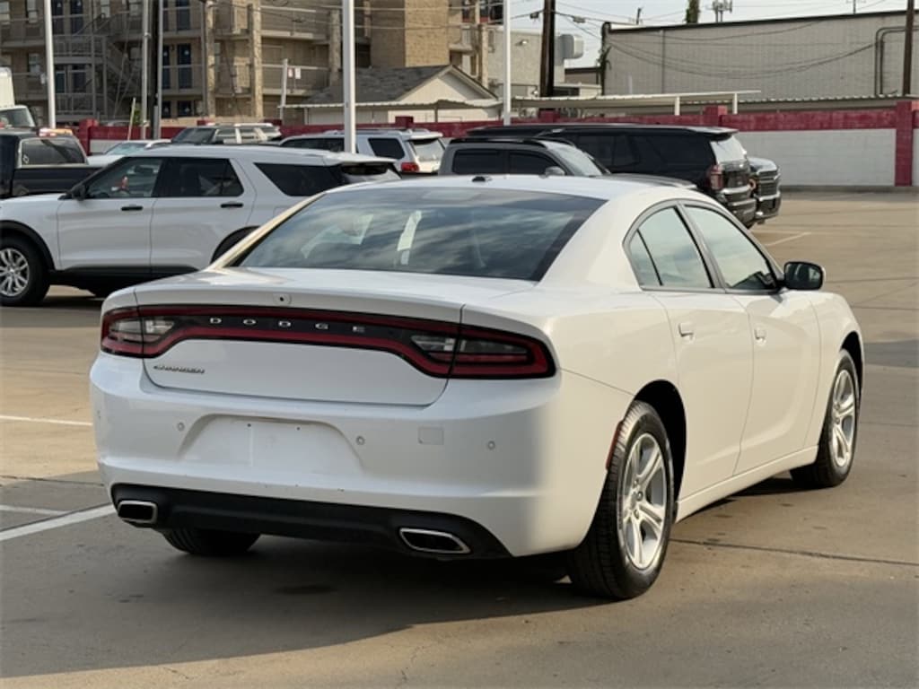 Used 2022 Dodge Charger SXT Sedan