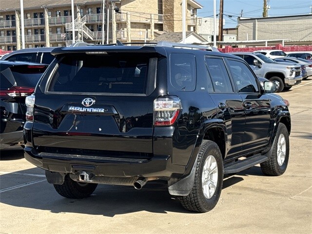 2018 Toyota 4Runner SR5 Premium photo 4