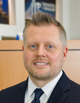 Staff member Russell Firth from ID_8c192e