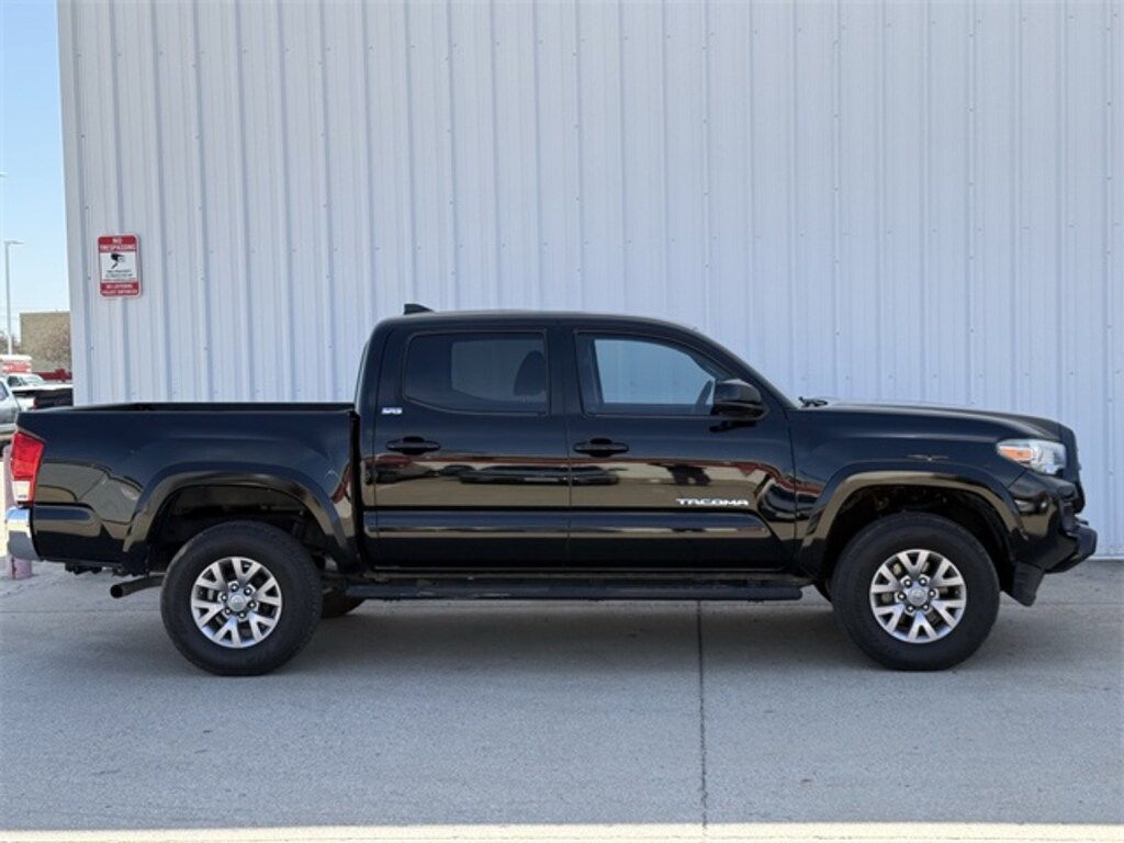 Used 2017 Toyota Tacoma SR5 Truck Double Cab