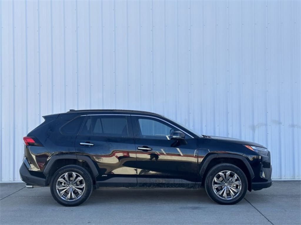 Used 2022 Toyota RAV4 Hybrid Limited SUV