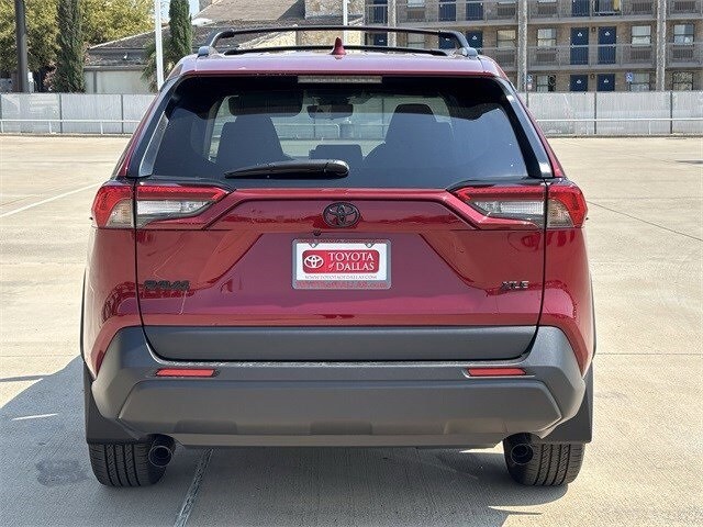 2025 Toyota RAV4 XLE Premium photo 3