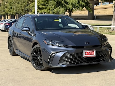 2026 Toyota Camry SE Sedan