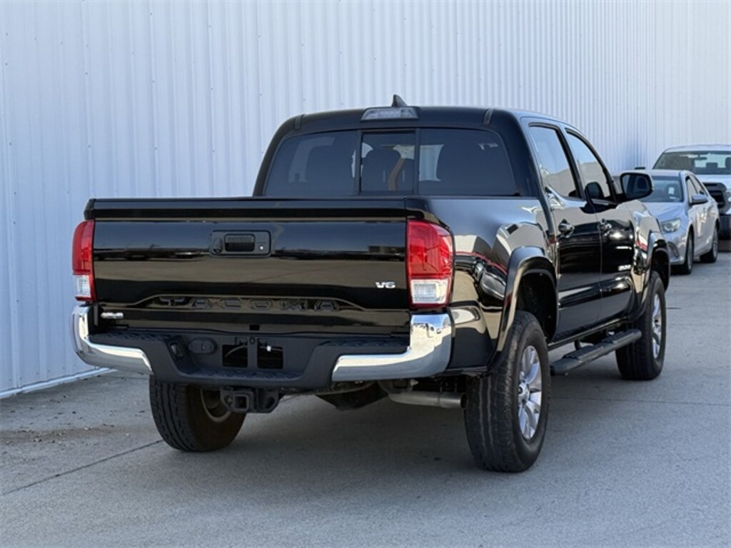 Used 2017 Toyota Tacoma SR5 Truck Double Cab