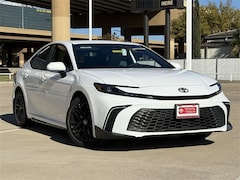 2026 Toyota Camry SE Sedan