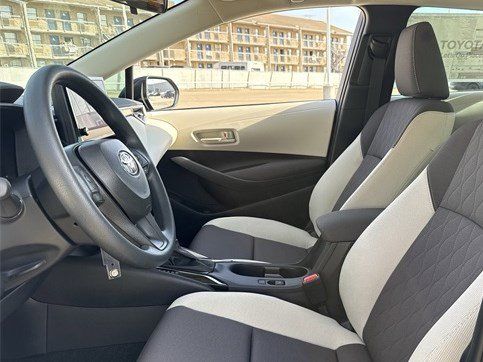2026 Toyota Corolla LE - Photo 27